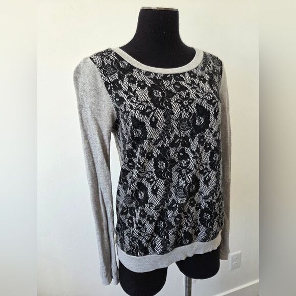 Forever21 Black Lace Sweatshirt Gray Pullover Whimsigoth Romantic Witchy Small - Picture 2 of 9
